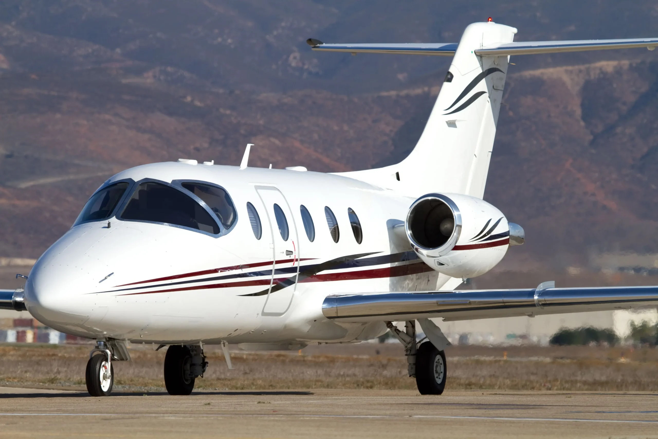 Light_Hawker_400_XP_Exterior_ad01685a9d