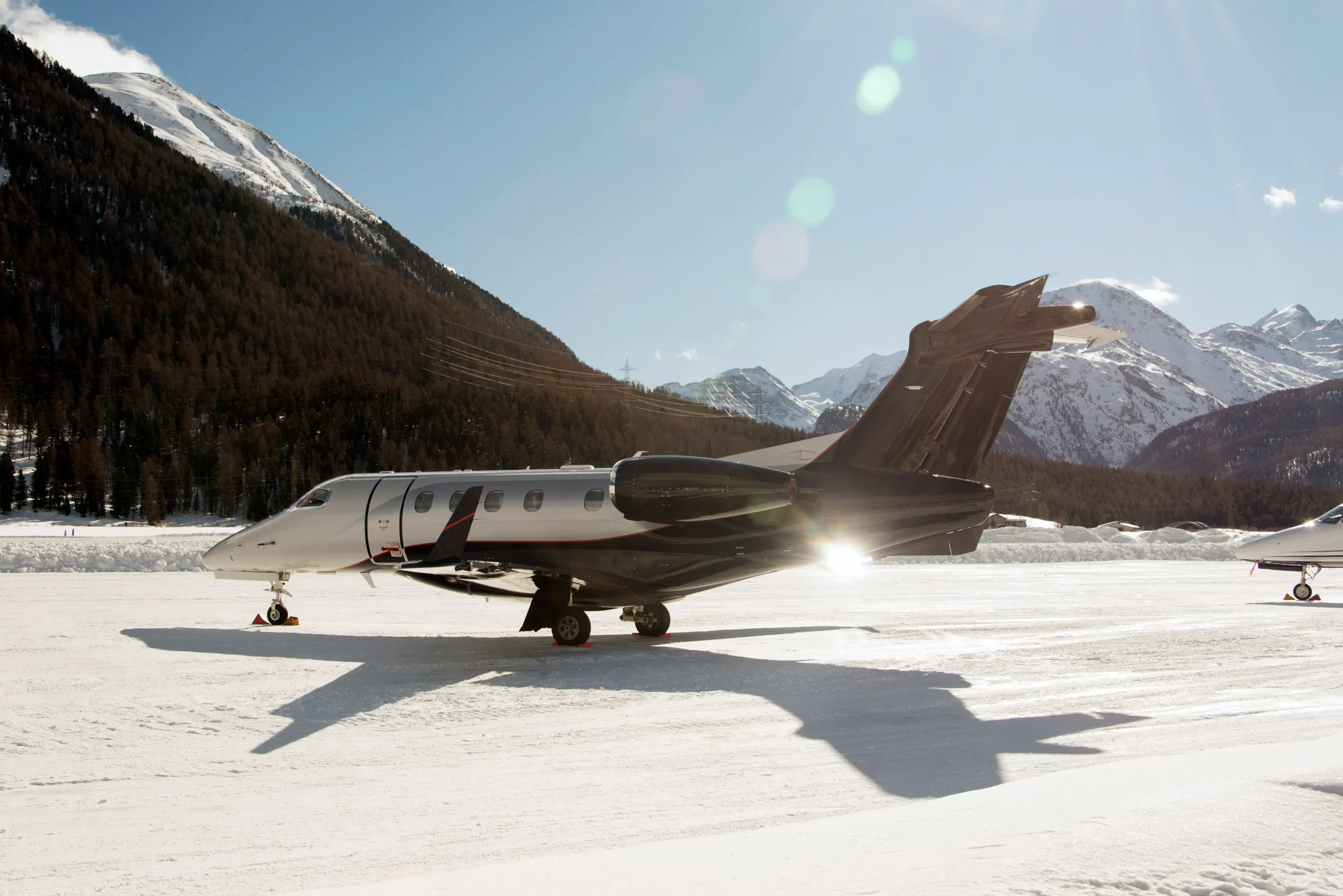 Light_Phenom_300_Exterior_4b96c7251c