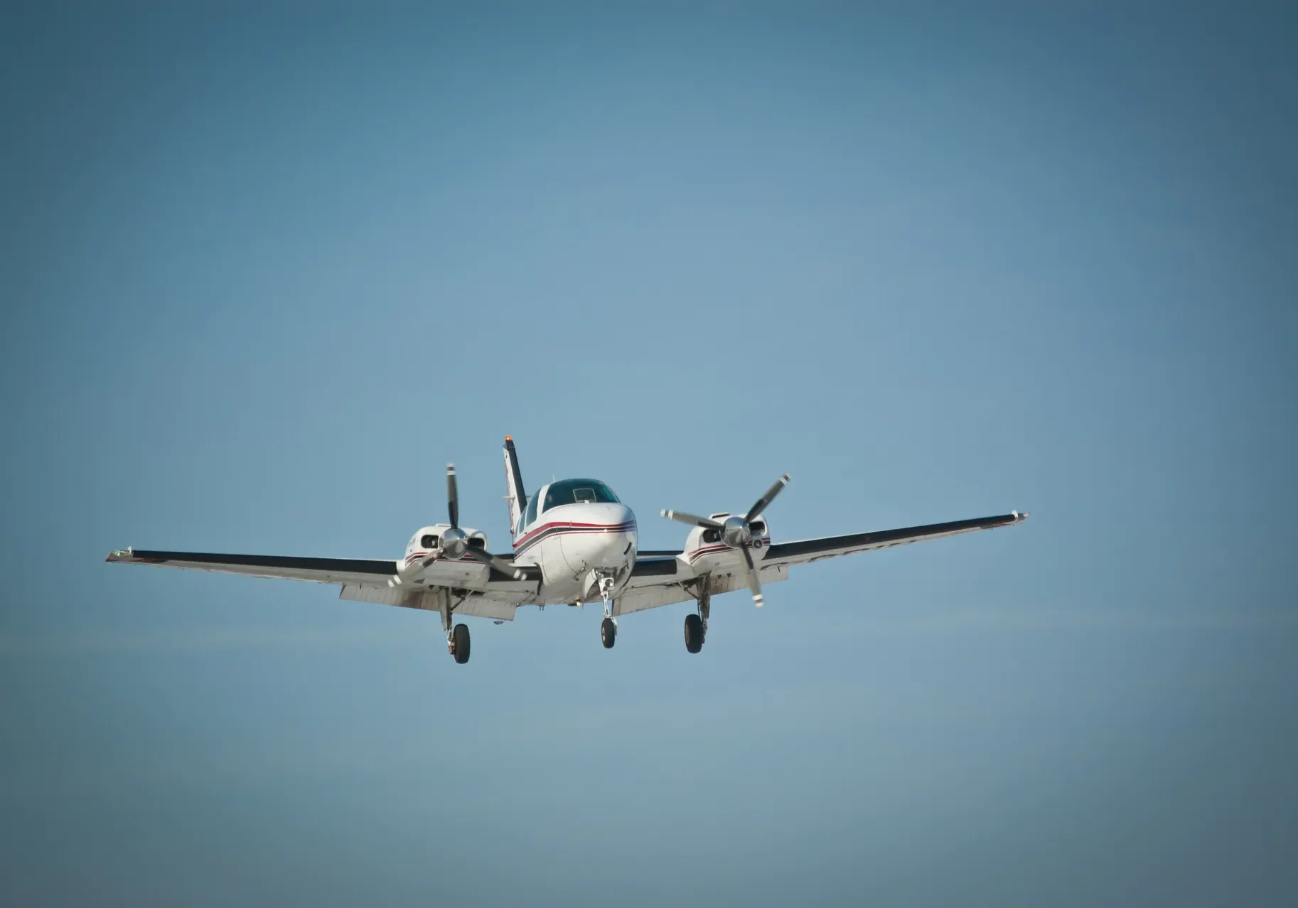 Cessna-421-Golden-Eagle-Private-Jet-Charter