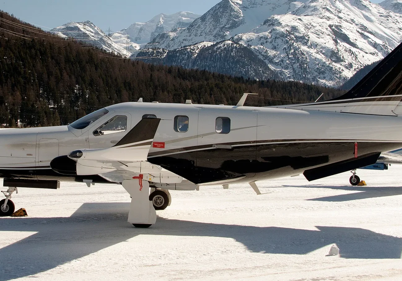daher-tbm-910-private-jet-charter